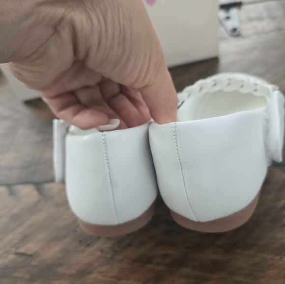 Tip Top Kids Girls MaryJane White Shoe with Rhinestone Strap. Style S187. Size 9 - Picture 4 of 6